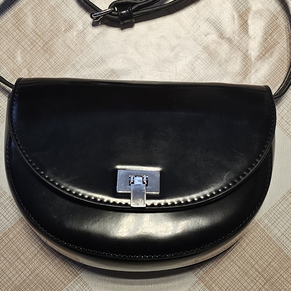 Urban Outfitters Black Small  Bag      B-5 - Picture 2 of 15